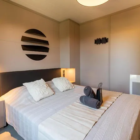Dulce, Climatisation, 2 Piscines, Spa, Parking Agde